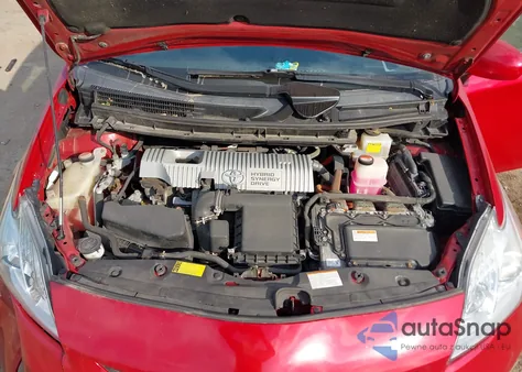 2015 Toyota Prius Four z USA, uszkodzony, nr VIN JTDKN3DU7F0423983